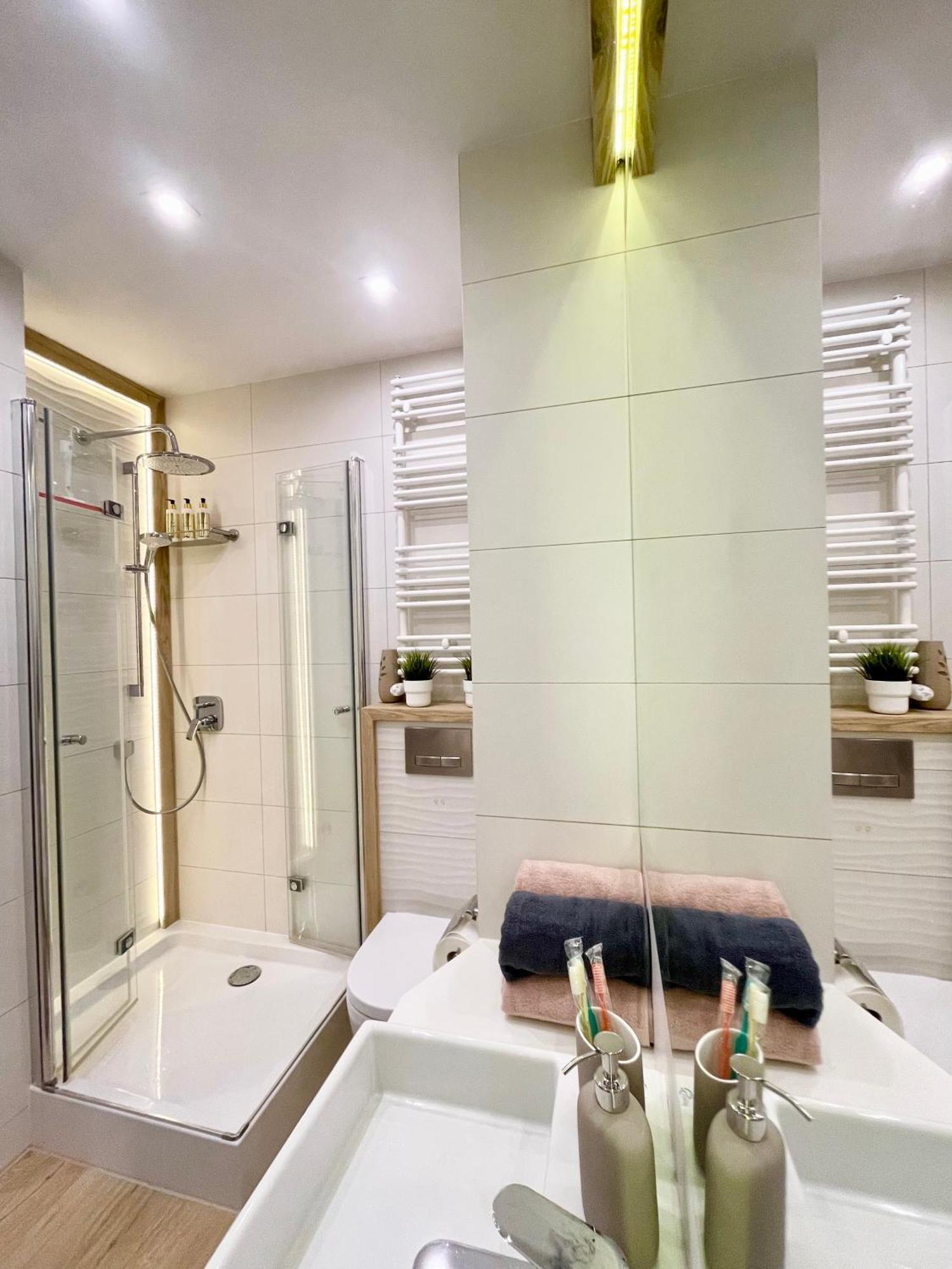 Comfortable Apart, Old Town, Free Parking, Hanging Bed, Wi-Fi, Lift, Aircon,Self Check-In 24H, Stare Miasto, Winda, Nowy Budynek, Garaz 0 Zl, Klima Wrocław Zewnętrze zdjęcie